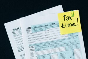 US 1040 tax form